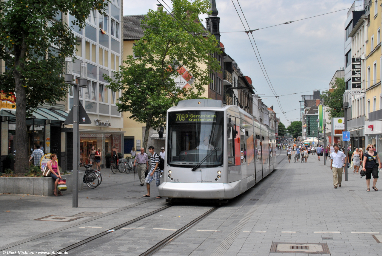 2212 · Neuss, Glockhammer