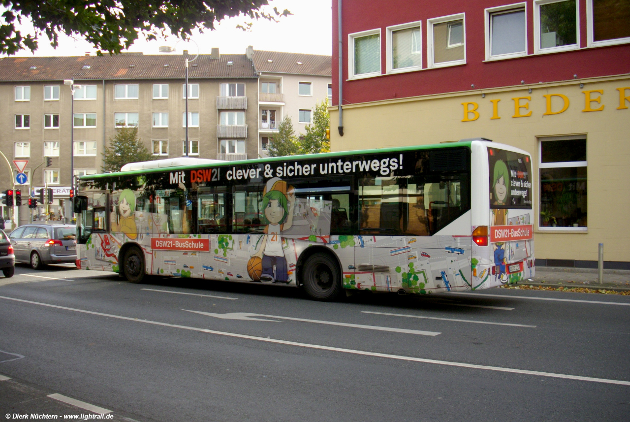 1213 (DO DS 1213) · Vinckeplatz -> Saarlandstraße