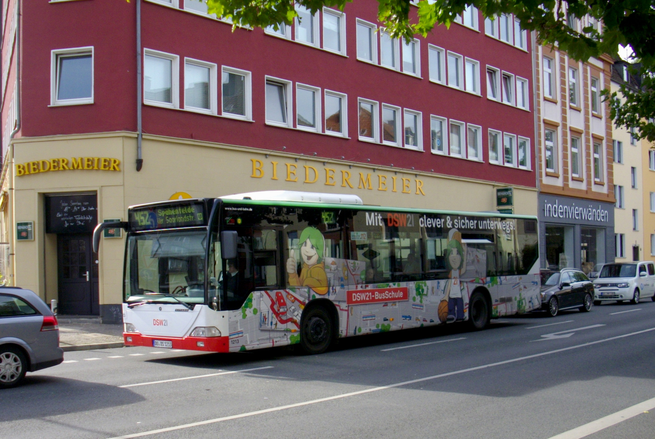1213 (DO DS 1213) · Vinckeplatz -> Saarlandstraße