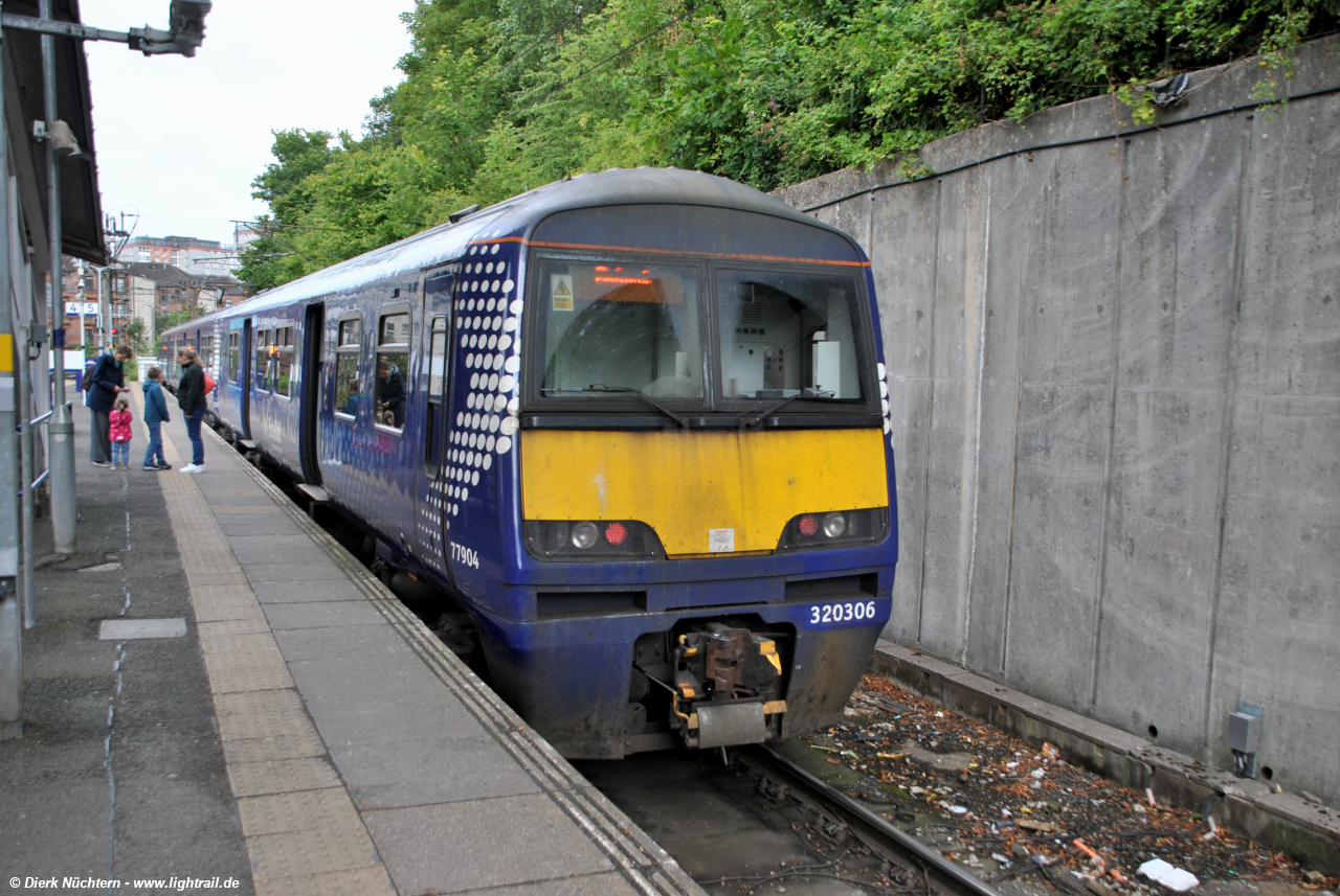 320 306 · Dalmuir