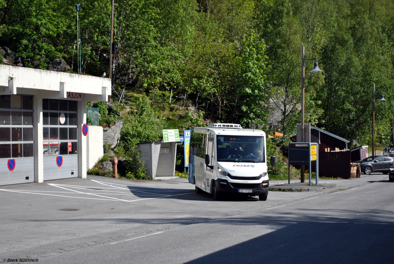 1009 (UA 35109) Geiranger