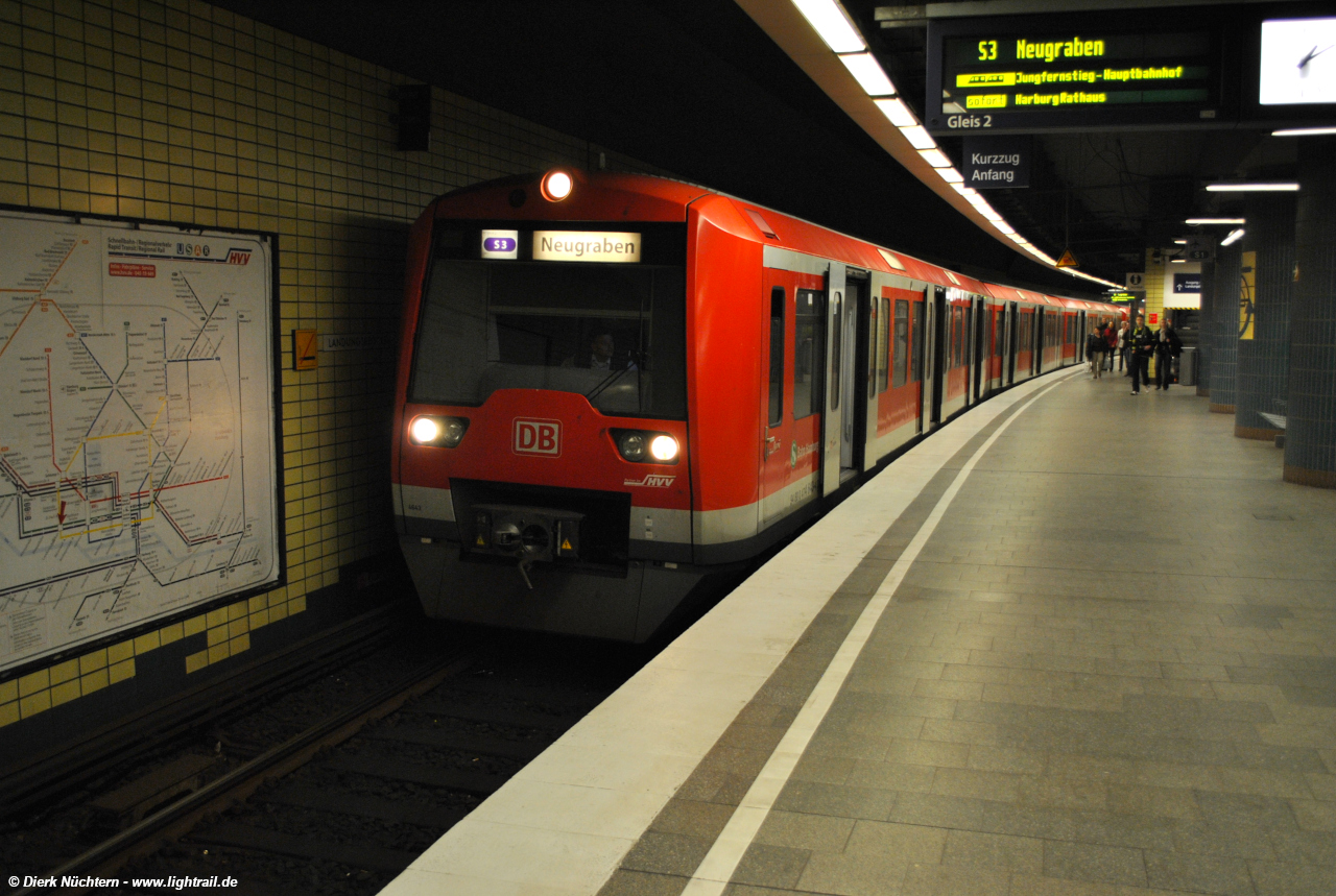 474 643-4 · Landungsbrücken