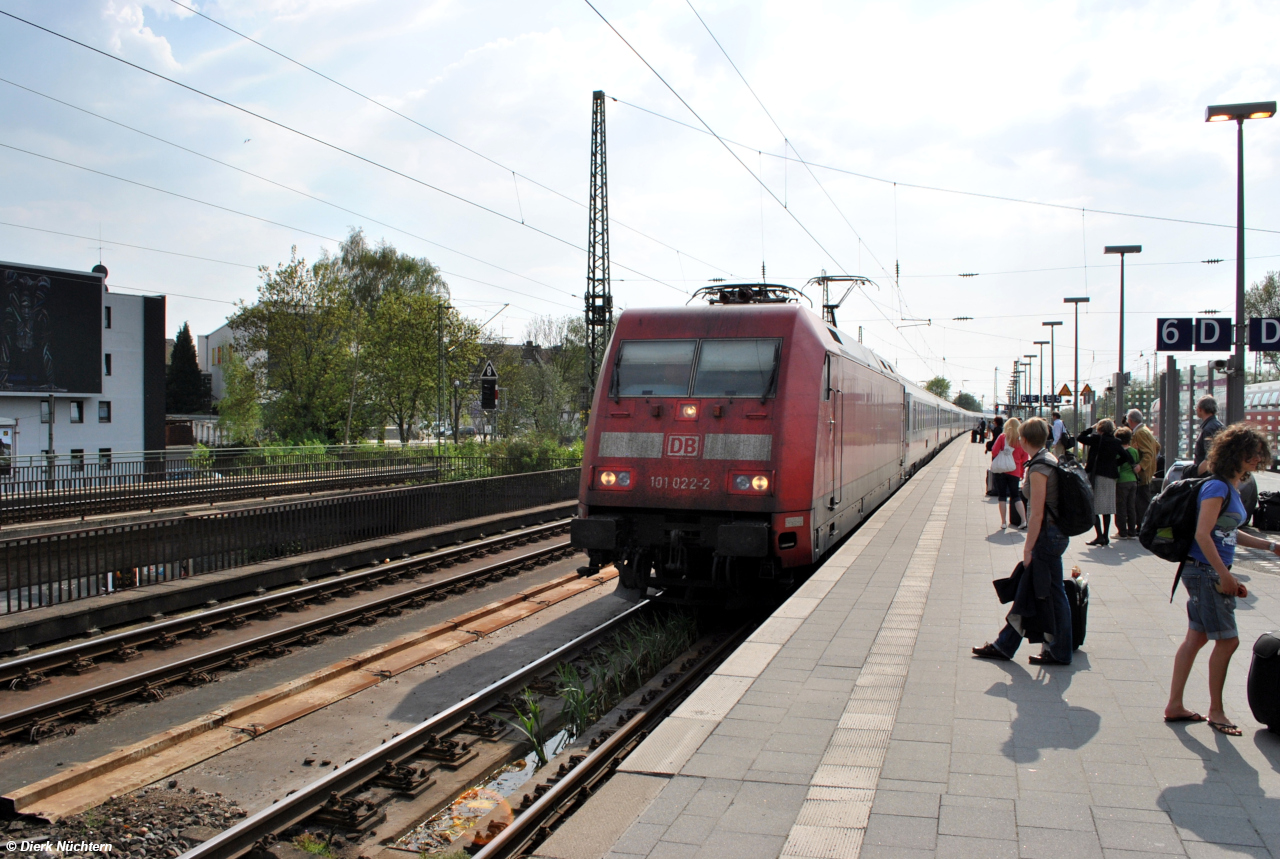 101 022-2 · Bochum Hauptbahnhof