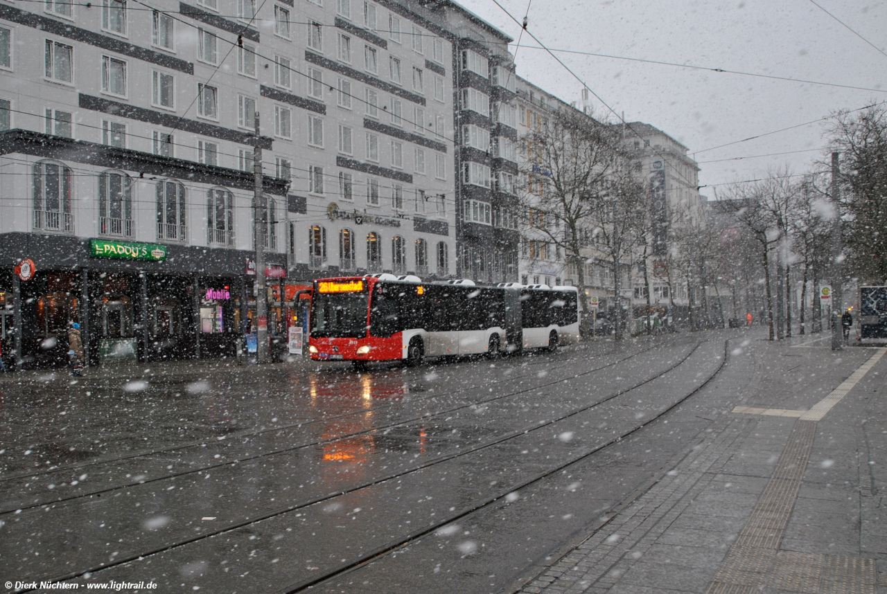 4919 (HB XE 919) · Hauptbahnhof