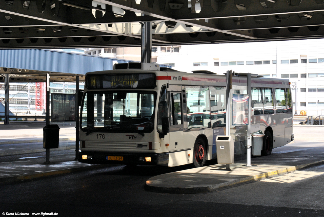 176 (BJ-PX-54) Den Haag Centraal