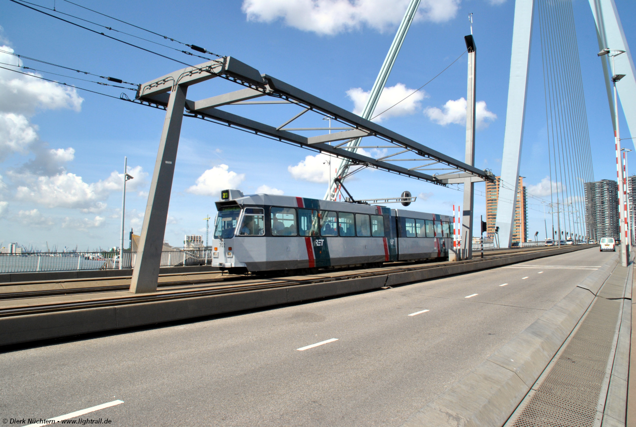 702 Erasmusbrug