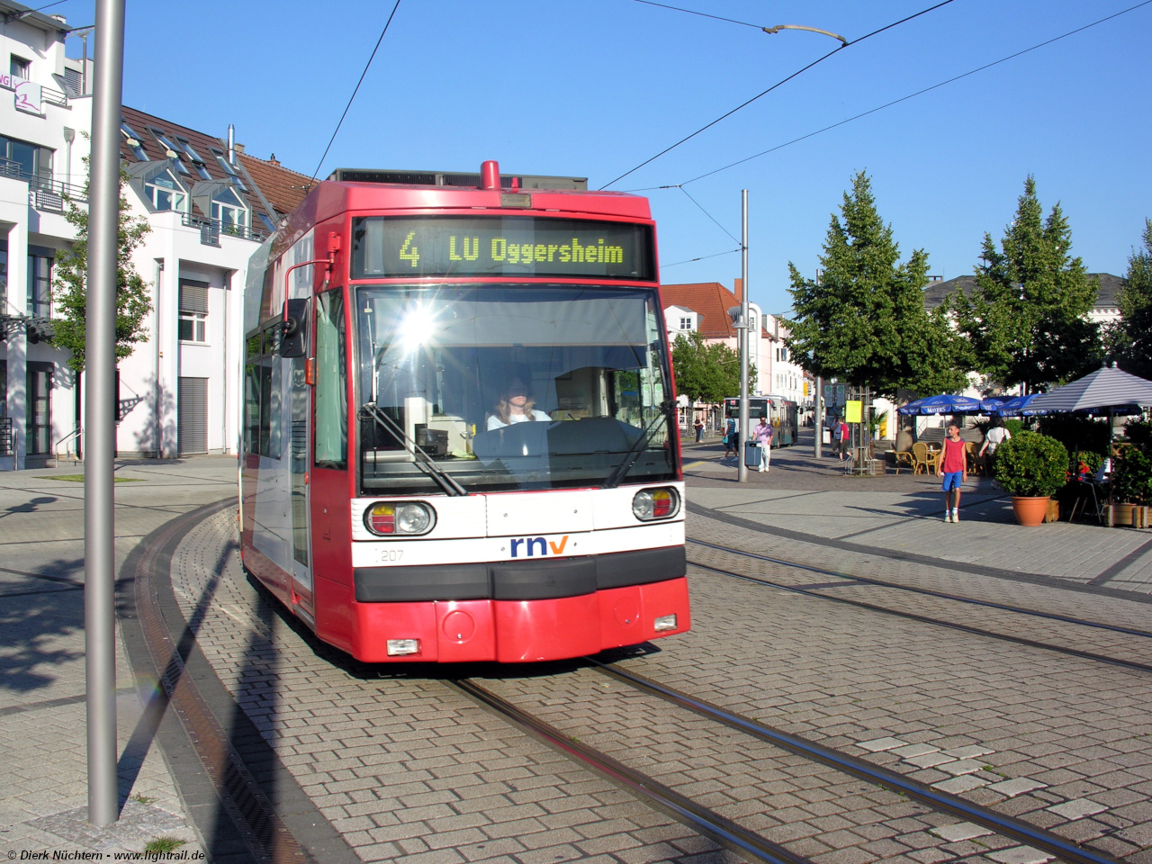 207 Hans-Warsch-Platz