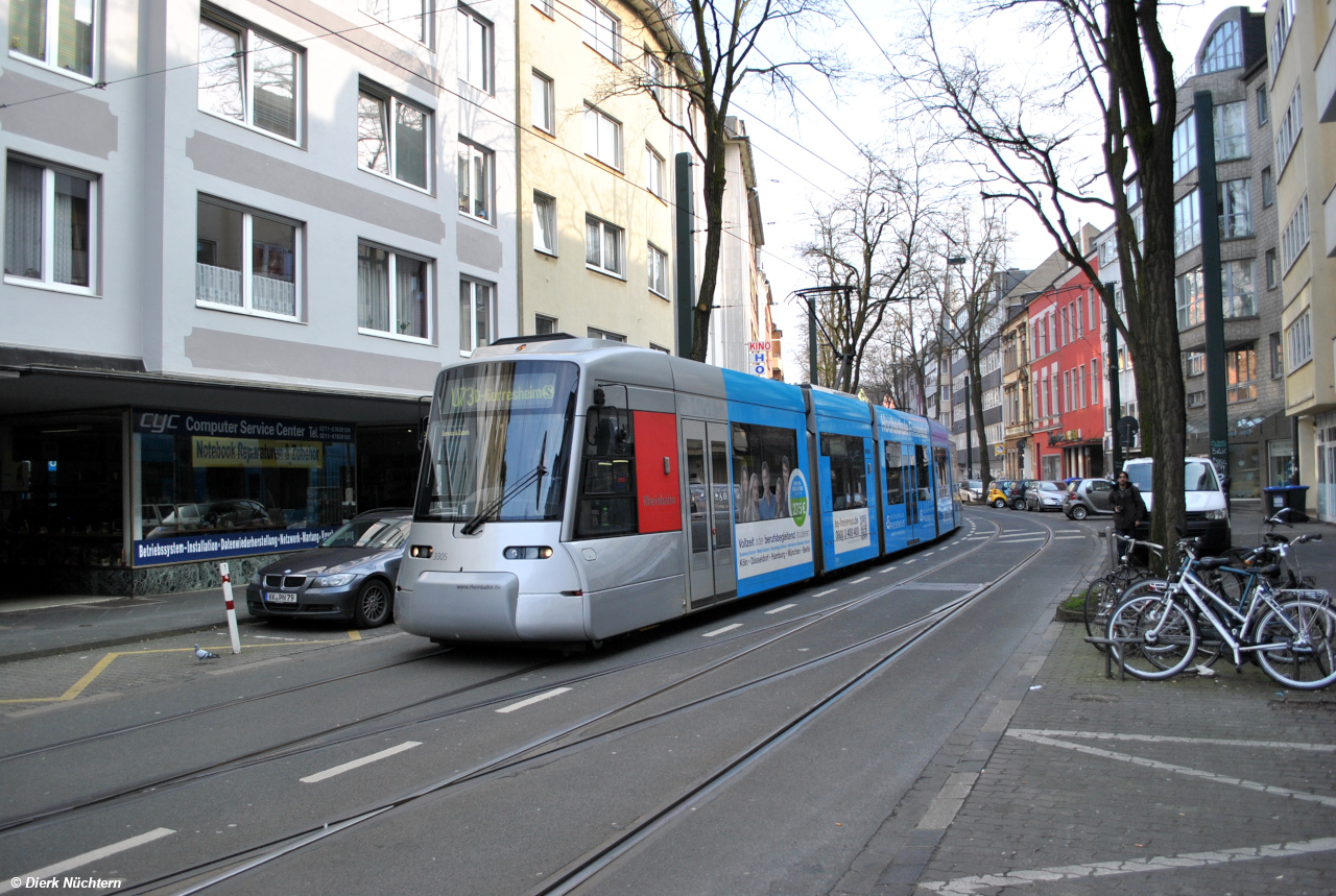 3305 Karolingerplatz -> Bilk (S)