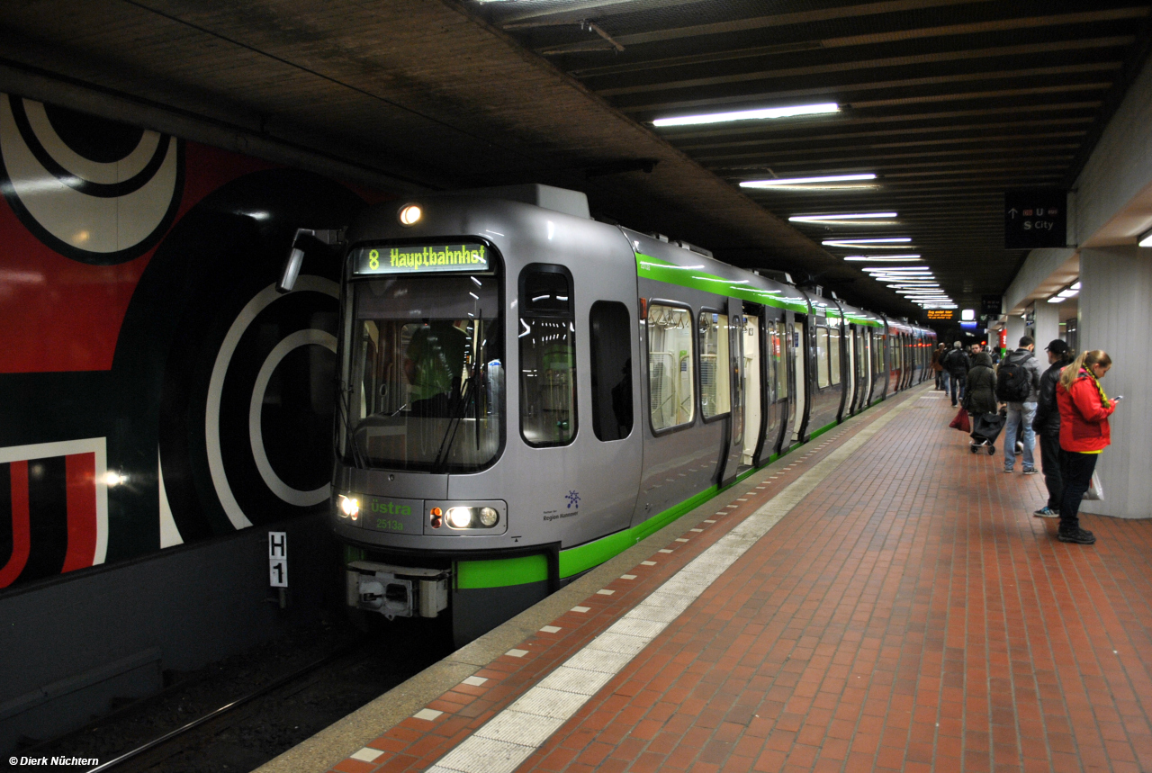 2513 [U] Hannover Hbf