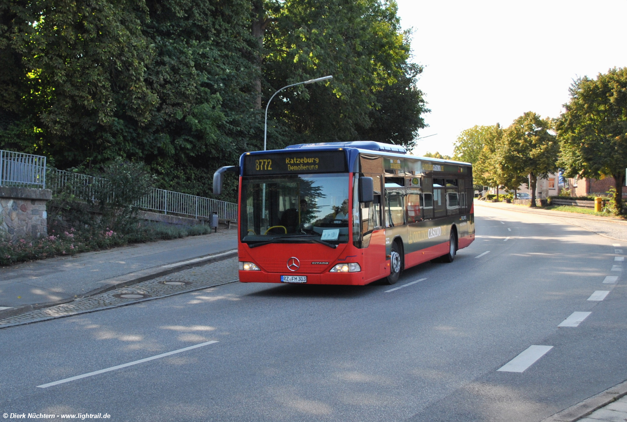 303 (RZ FM 303) · Ratzeburg, Lübecker Straße