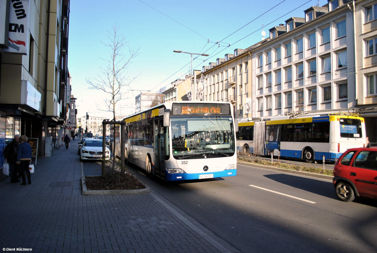 352 (SG SW 3352) Rathausplatz -> Mühlenplatz