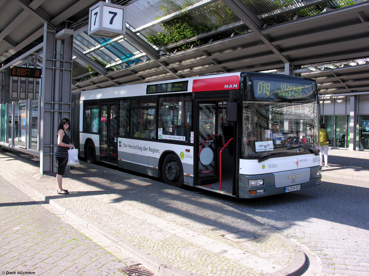 0074 (MG VM 573) Mönchengladbach Hbf