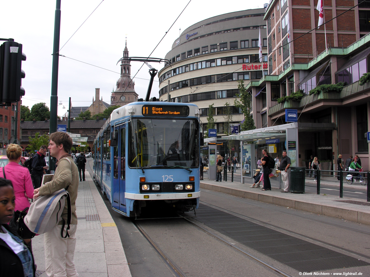 125 · Jernbanetorget