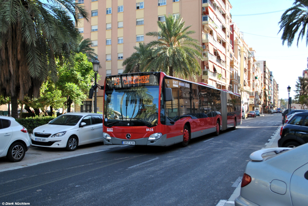 8416 (2857 KXK) · Carrer del Dr. Lluch