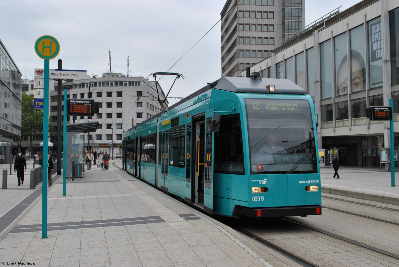 039 · Willy-Brandt-Platz