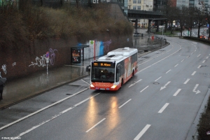 6804 (HH YB 6804) · Landungsbrücken (S)[U]