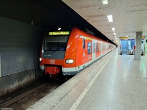 423 749-1 · Düsseldorf Flughafen Terminal